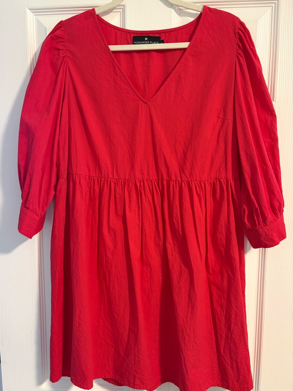 Tuckernuck Pomander Place Red Cotton V-Neck Puff Sleeve Babydoll Mini Dress | M